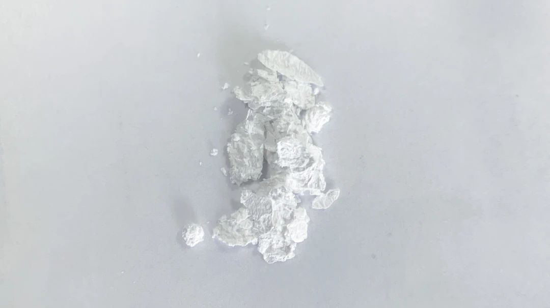 3,29-二苯甲?；闃侨识紎389122-01-4